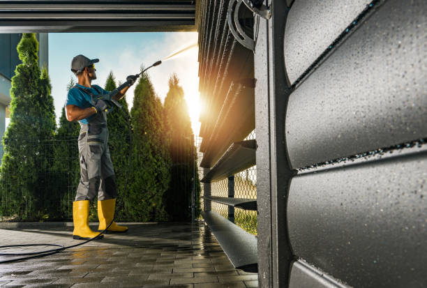 Best Sidewalk Pressure Washing  in Bell Gardens, CA